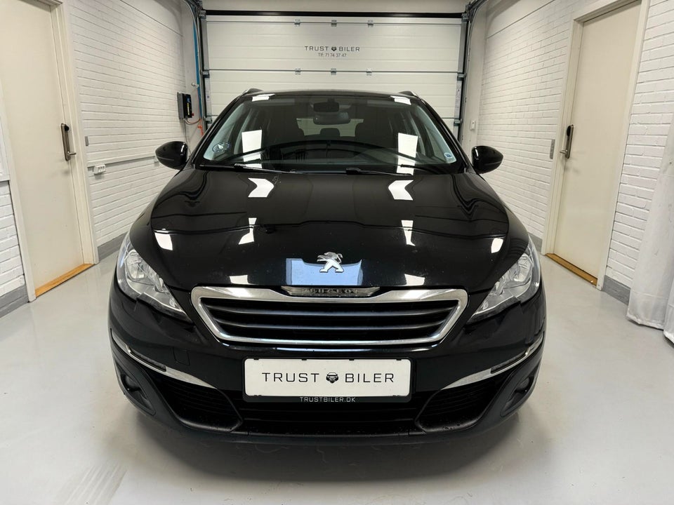 Peugeot 308 1,6 BlueHDi 120 Style SW 5d