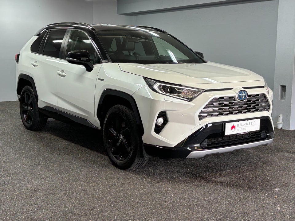 Toyota RAV4 2,5 Hybrid H3 Style MDS 5d