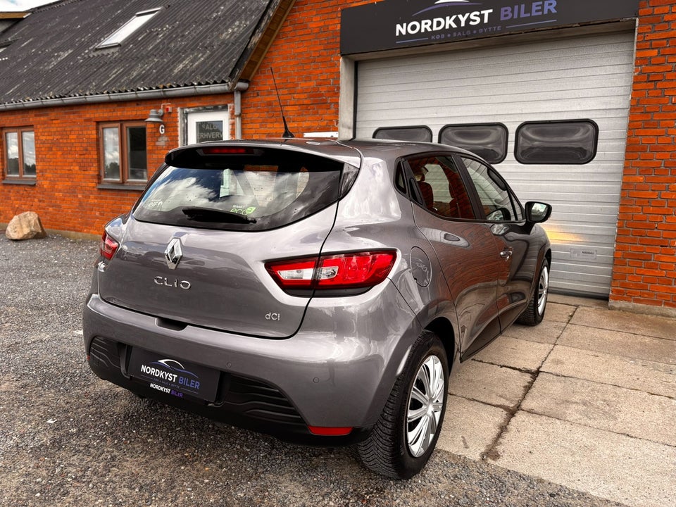 Renault Clio IV 1,5 dCi 75 Expression 5d