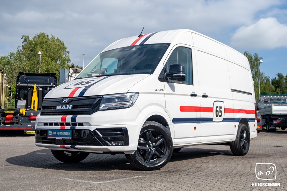 MAN TGE 2,0 3.180 Kassevogn L3H3 aut. FWD