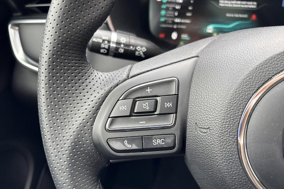 MG Marvel R Performance 5d