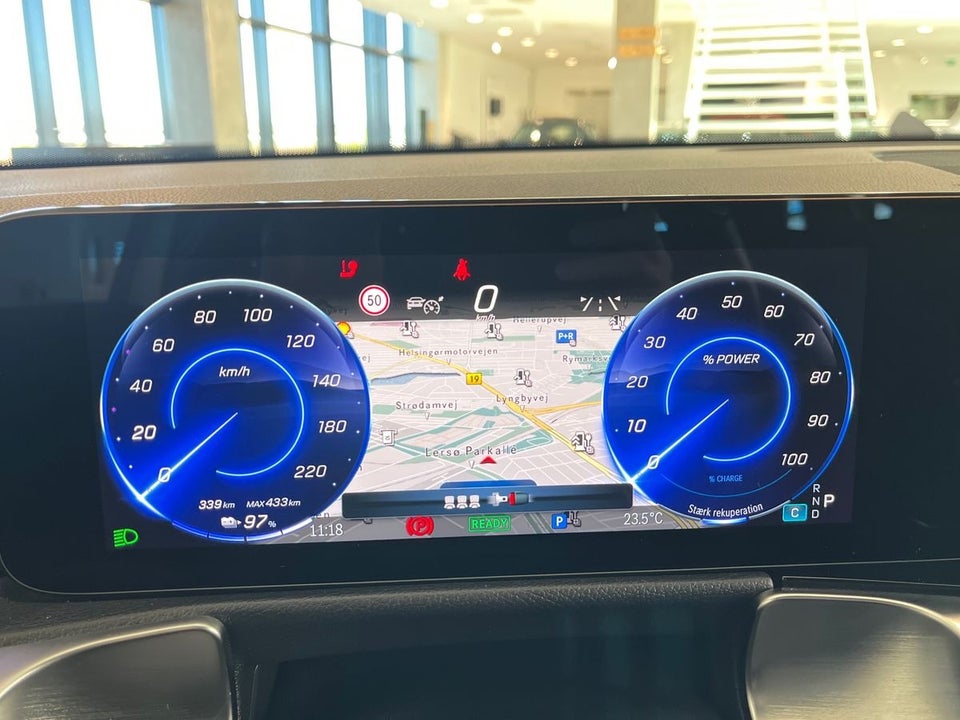 Mercedes EQB300 Progressive 4Matic 5d