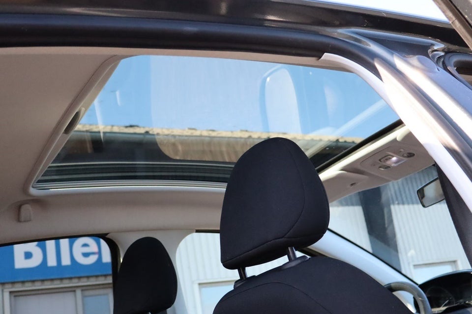 Peugeot 208 1,6 BlueHDi 100 Allure Sky 5d