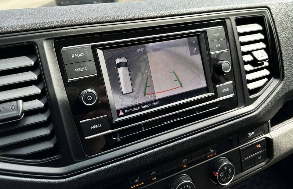 VW Crafter 35 2,0 TDi 177 Kassevogn L4H3