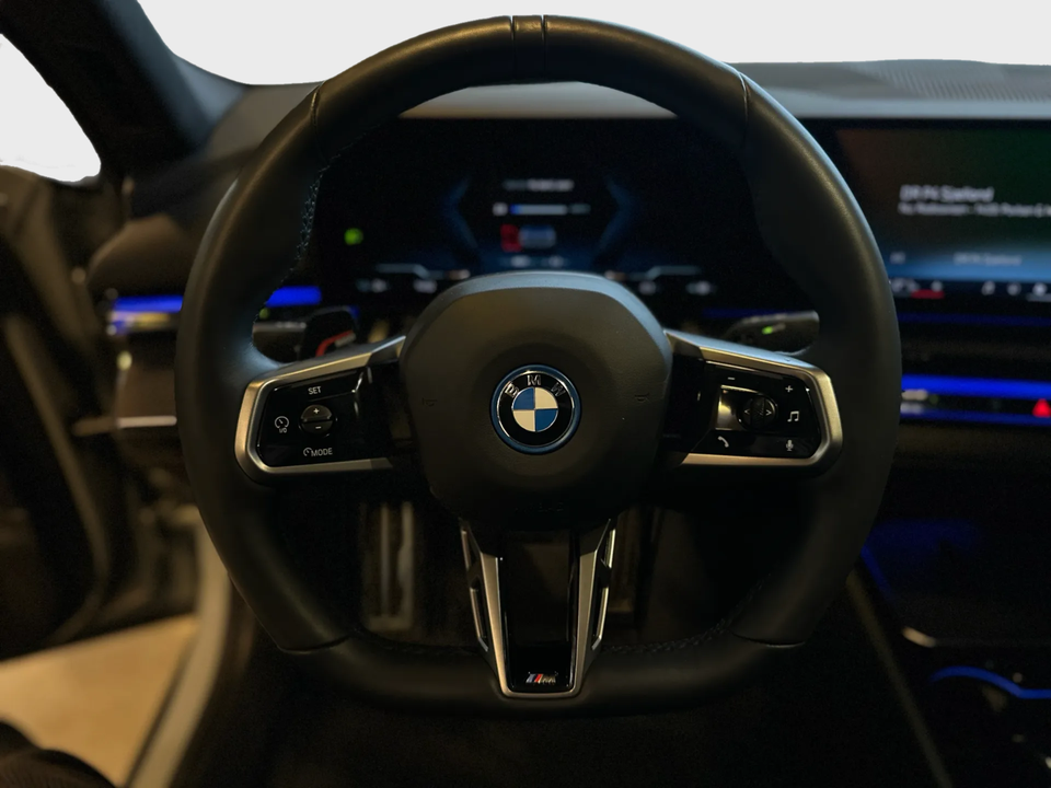 BMW i5 eDrive40 Fully Charged M-Sport Pro 4d