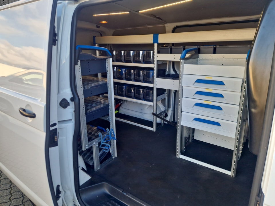 VW Transporter 2,0 TDi 114 Kassevogn kort BMT