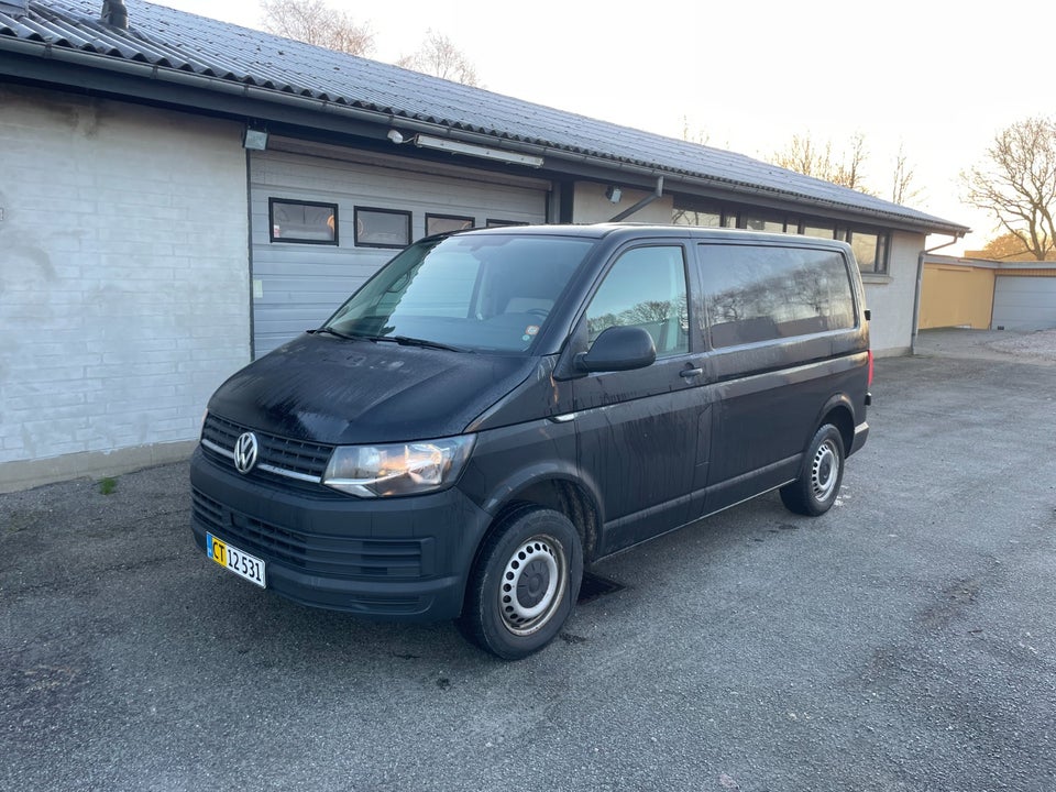 VW Transporter 2,0 TDi 150 Kassevogn DSG kort