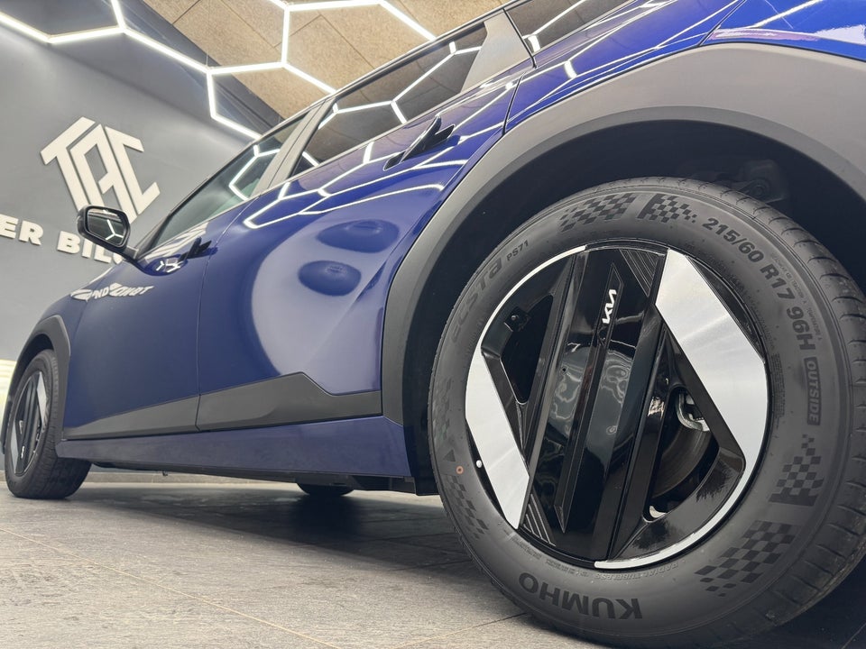 Kia EV4 81 Long Range Upgrade Fastback 4d
