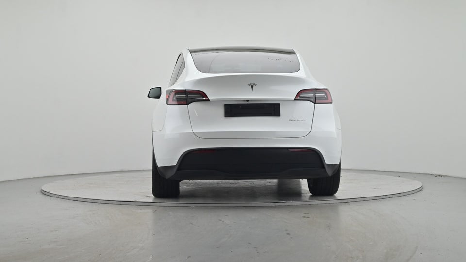 Tesla Model Y Long Range AWD 5d