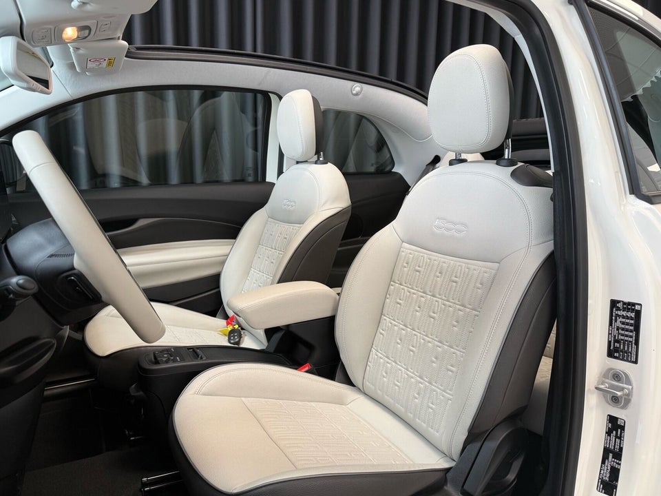 Fiat 500e 42 la Prima by Bocelli Cabrio 2d