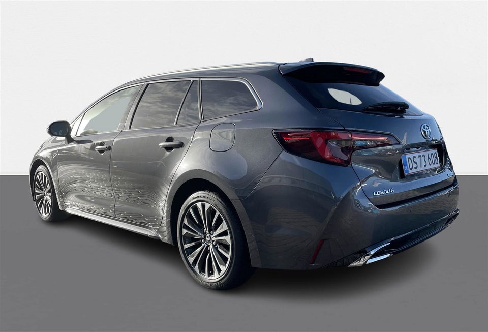 Toyota Corolla 1,8 Hybrid Style Safety e-CVT 5d