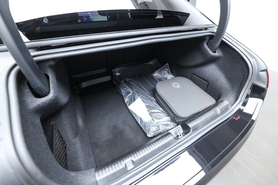 Mercedes EQE350 AMG Line 4d