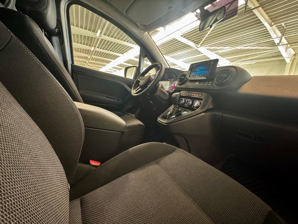 Mercedes eCitan A2 Basis Van