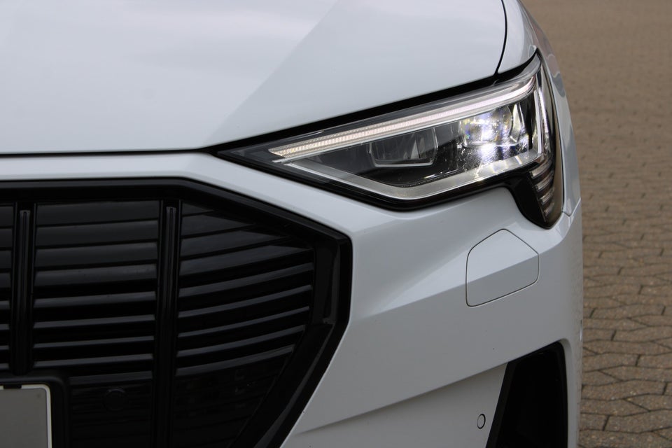 Audi e-tron 50 S-line quattro 5d
