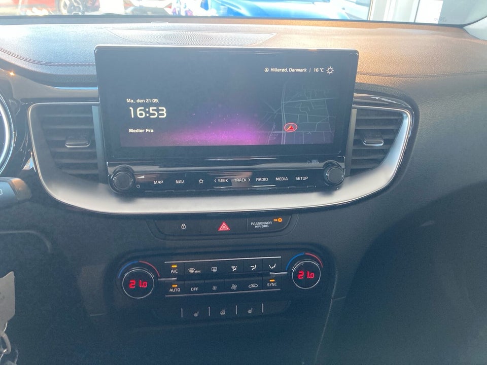 Kia Ceed 1,5 T-GDi mHEV Comfort Upgrade SW DCT 5d