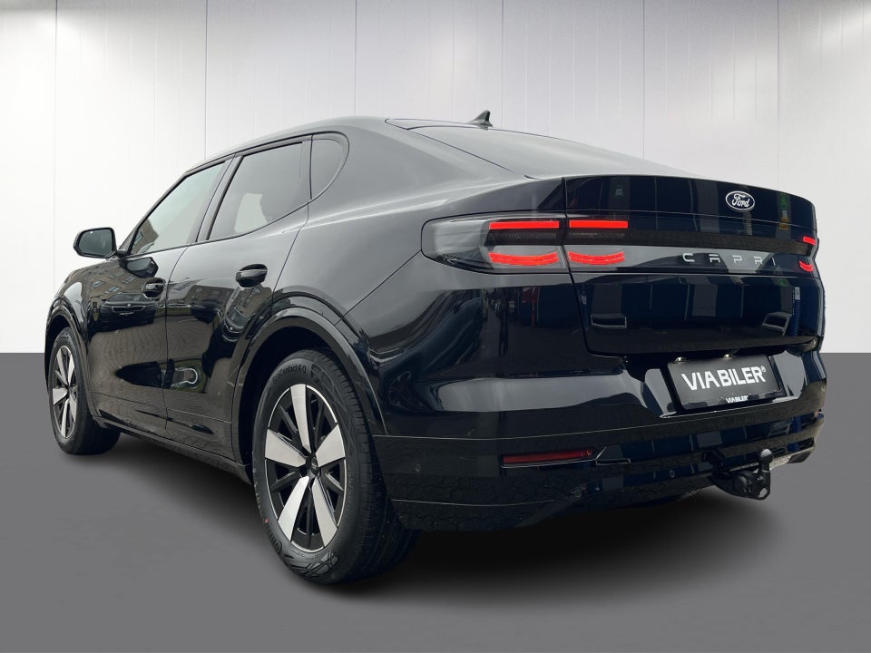 Ford Capri 82 Select Extended Range 5d