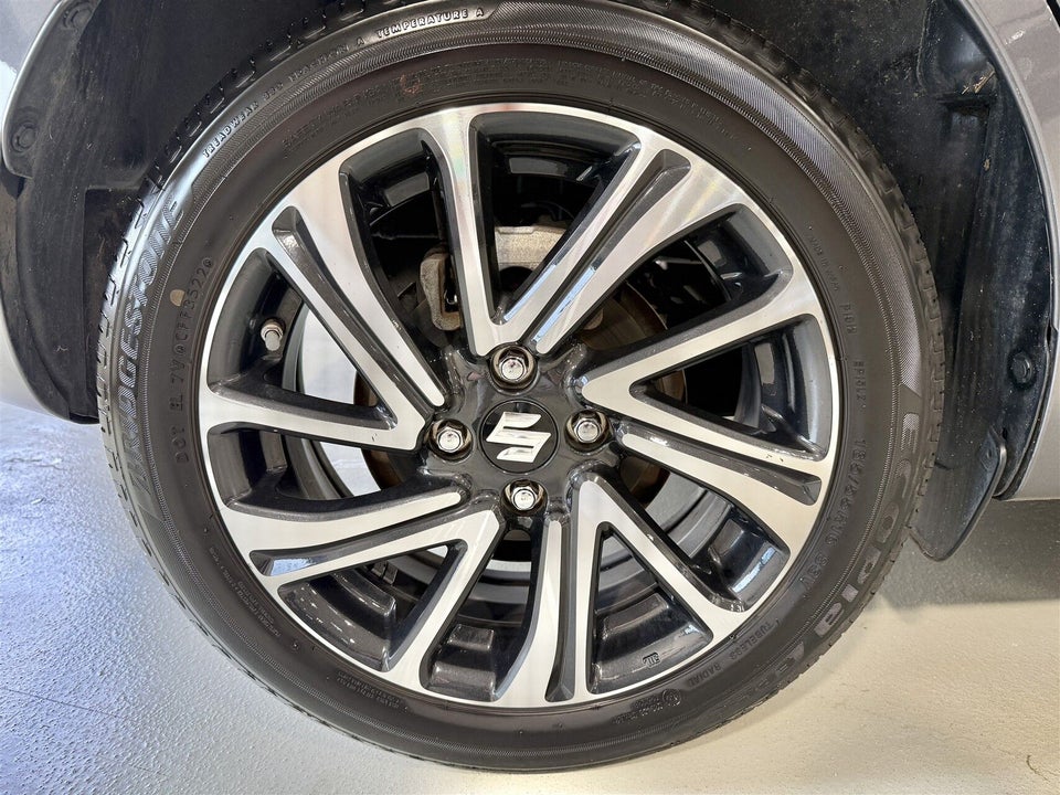 Suzuki Swift 1,2 mHybrid Exclusive CVT 5d