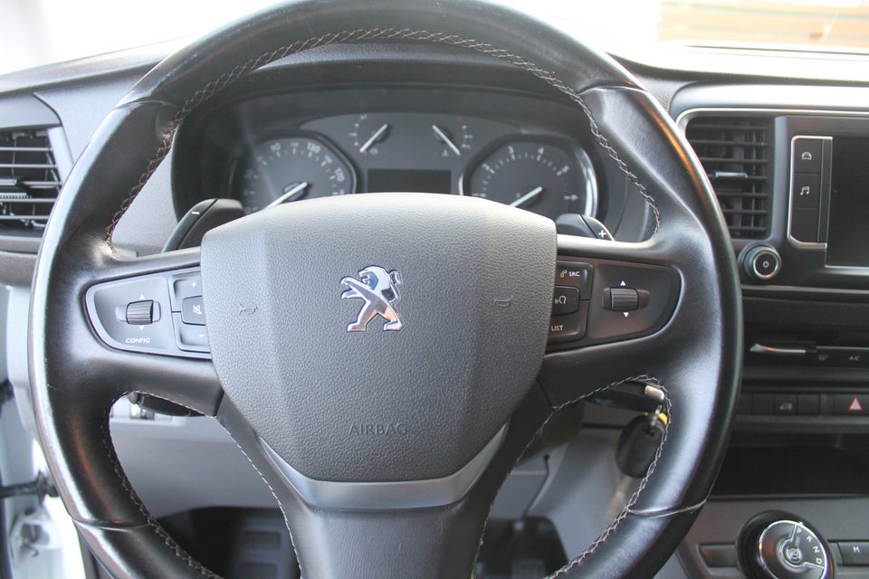 Peugeot Expert 2,0 BlueHDi 122 L2 Plus EAT8 Van