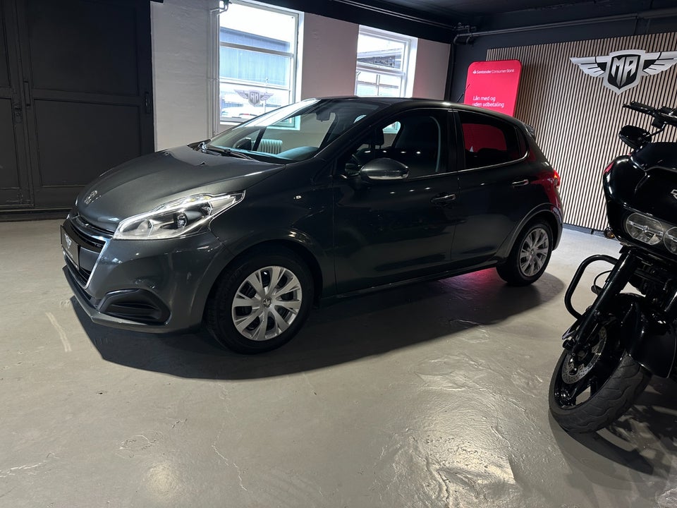 Peugeot 208 1,2 VTi 82 Chili 5d