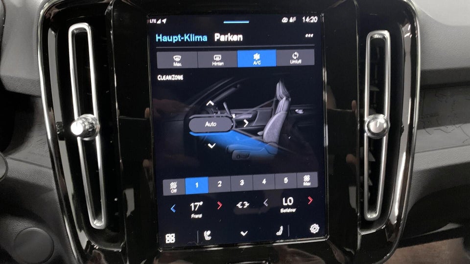 Volvo XC40 P6 ReCharge Core 5d