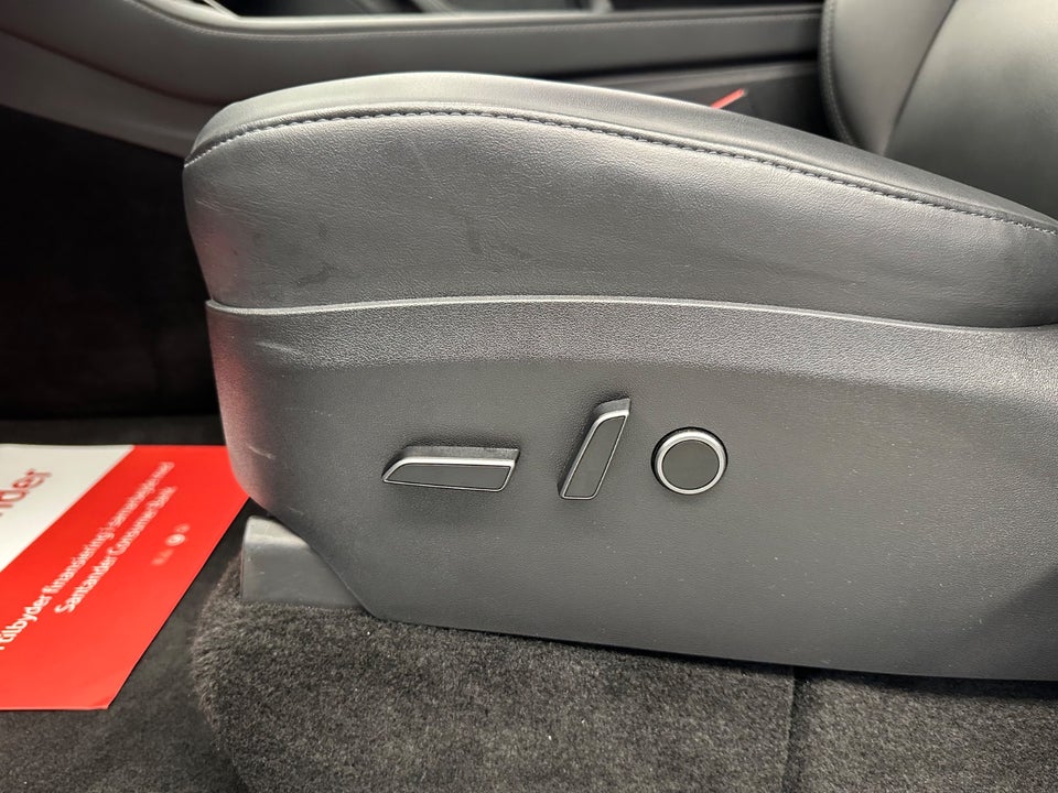 Tesla Model Y Long Range AWD 5d