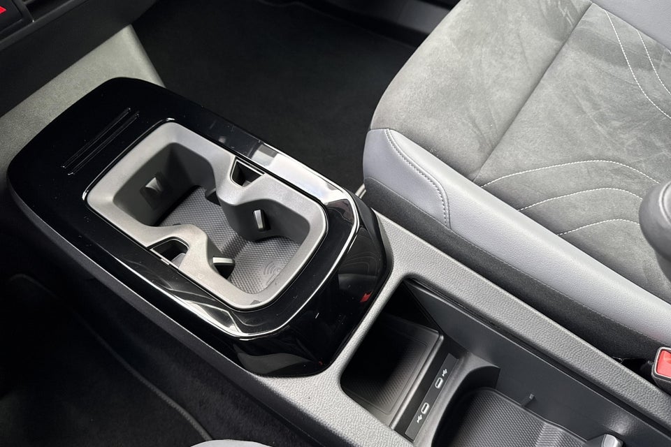 VW ID.4 77 Style 4Motion 5d