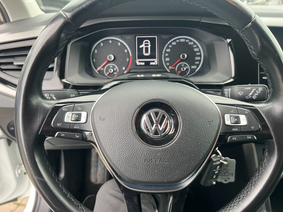 VW Polo 1,0 TSi 95 Comfortline Connect DSG Van 5d