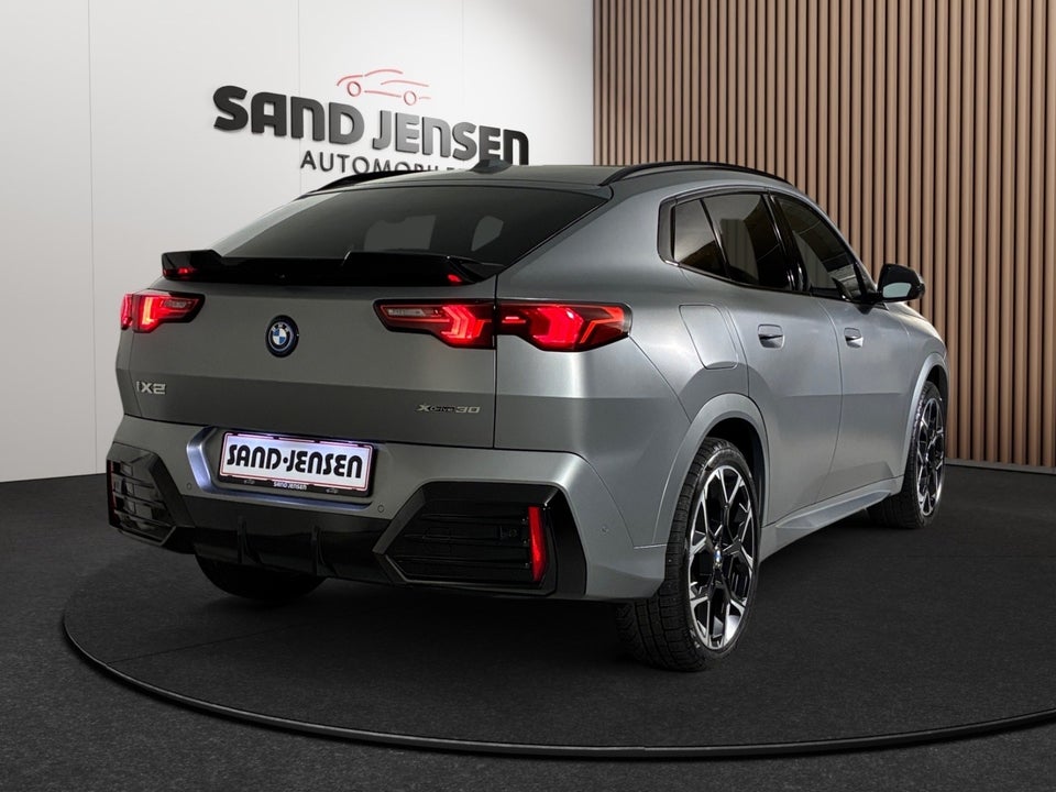 BMW iX2 xDrive30 Supercharged 5d