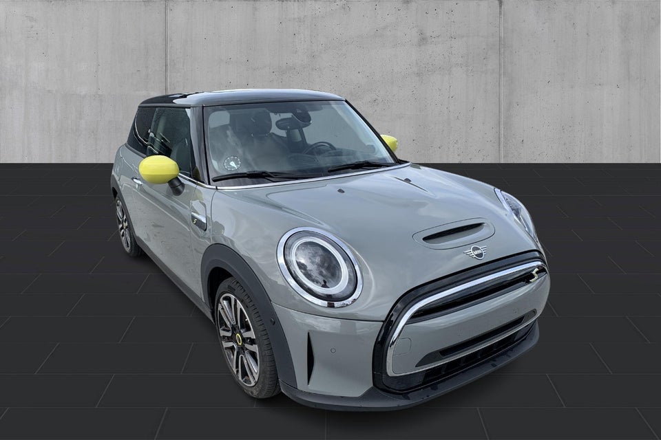 MINI Cooper SE Classic 3d