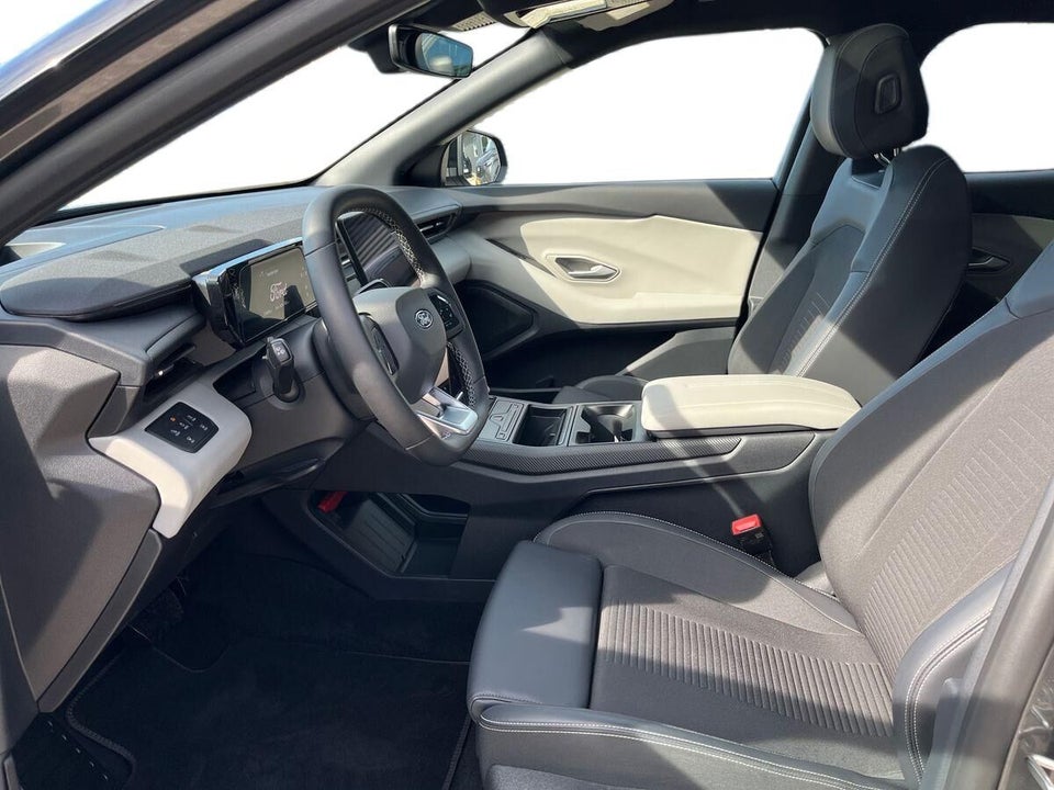 Ford Explorer 77 Premium Extended Range 5d