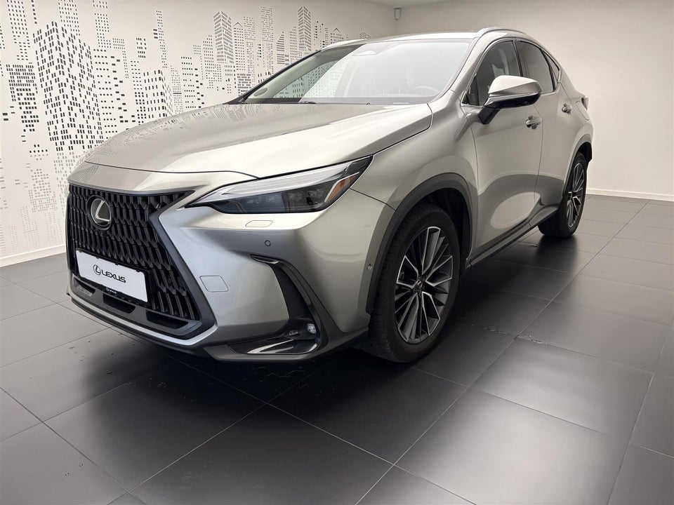 Lexus NX450h+ 2,5 Luxury aut. AWD 5d