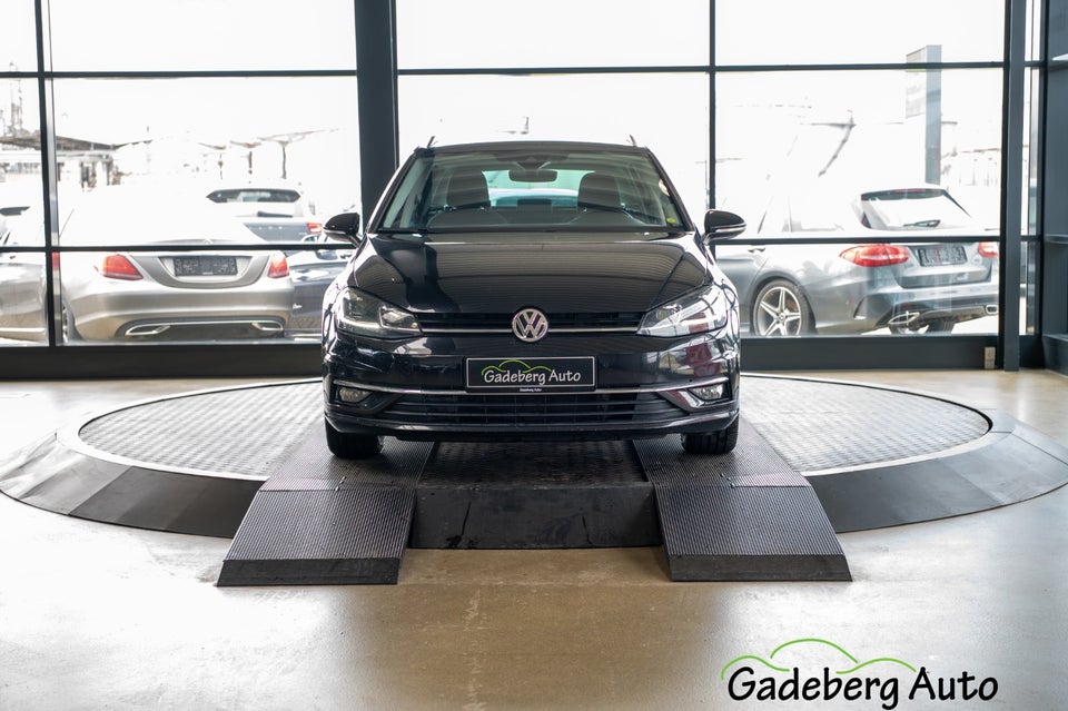 VW Golf VII 2,0 TDi 150 Highline Variant DSG 5d