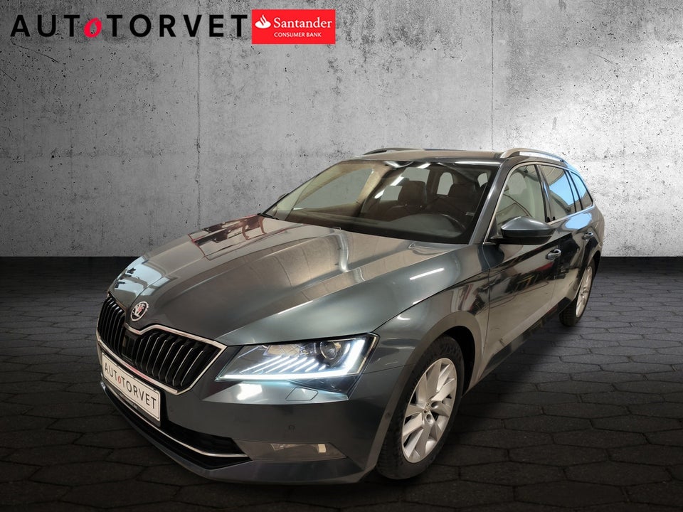 Skoda Superb 2,0 TDi 150 Business Executive Combi DSG 5d