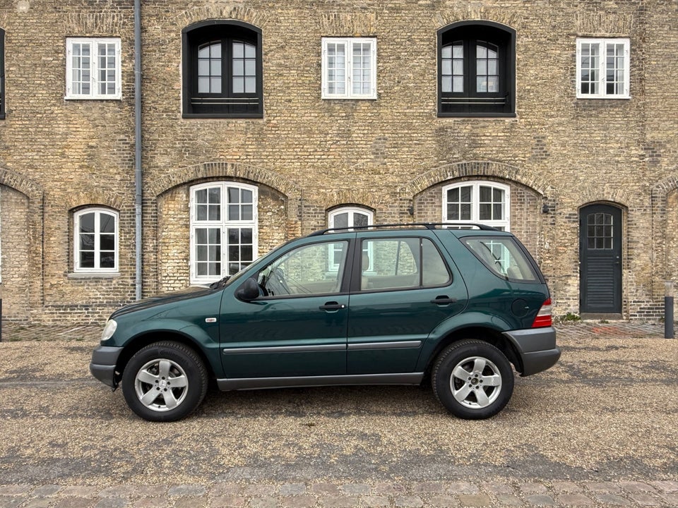 Mercedes ML320 3,2 aut. 5d