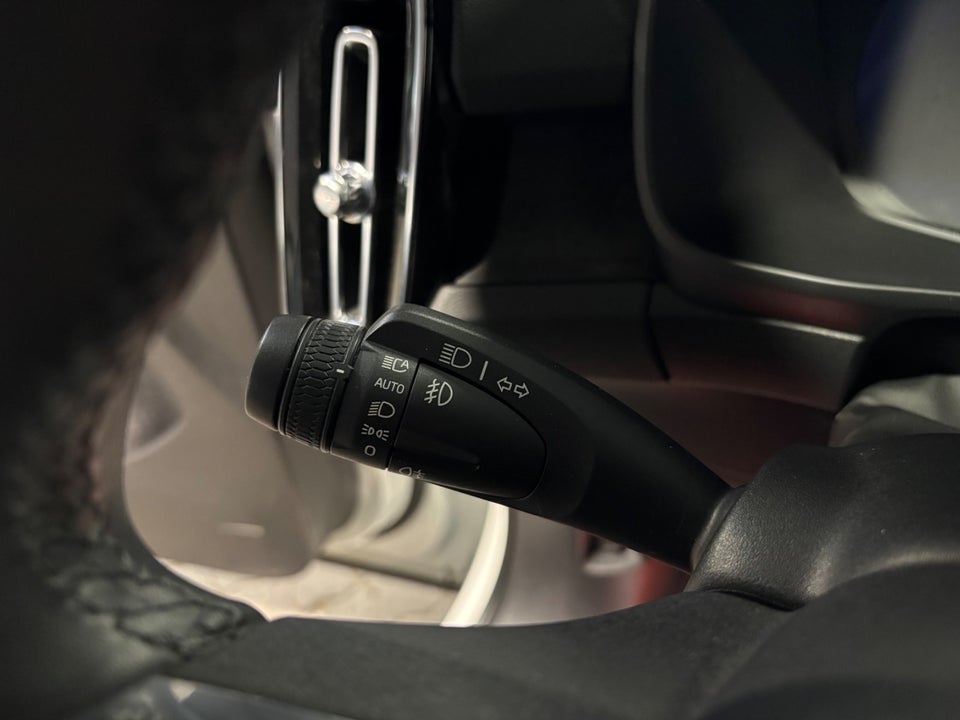 Volvo XC40 ReCharge Start 5d