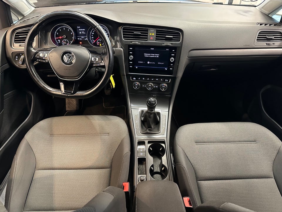 VW Golf VII 1,5 TSi 130 Comfortline Variant 5d