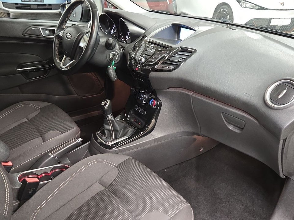 Ford Fiesta 1,0 EcoBoost Titanium 5d