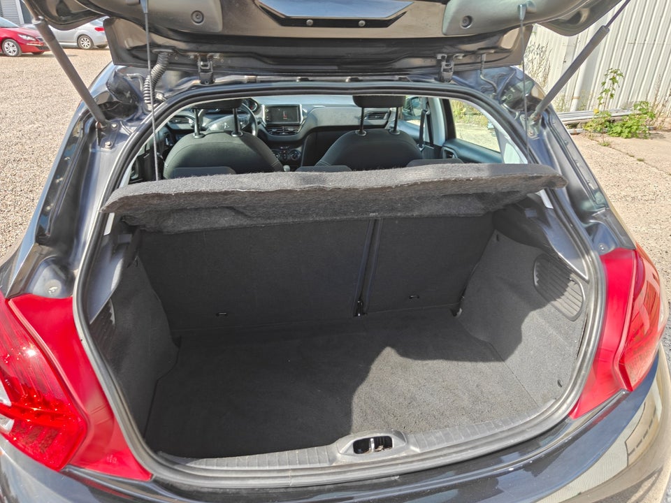 Peugeot 208 1,2 VTi Active 5d
