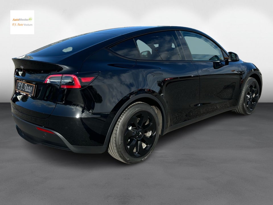 Tesla Model Y RWD 5d