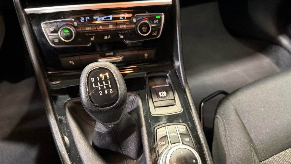 BMW 216i 1,5 Active Tourer Advantage 5d