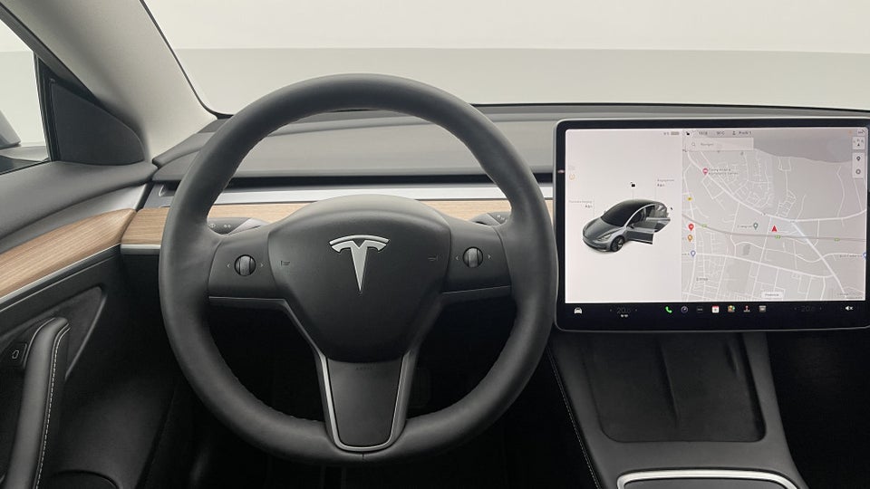 Tesla Model 3 Long Range AWD 4d