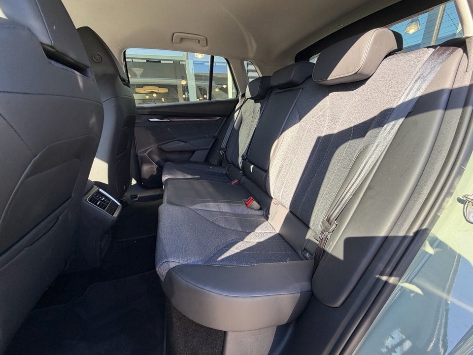 Skoda Elroq 85 iV Loft 5d