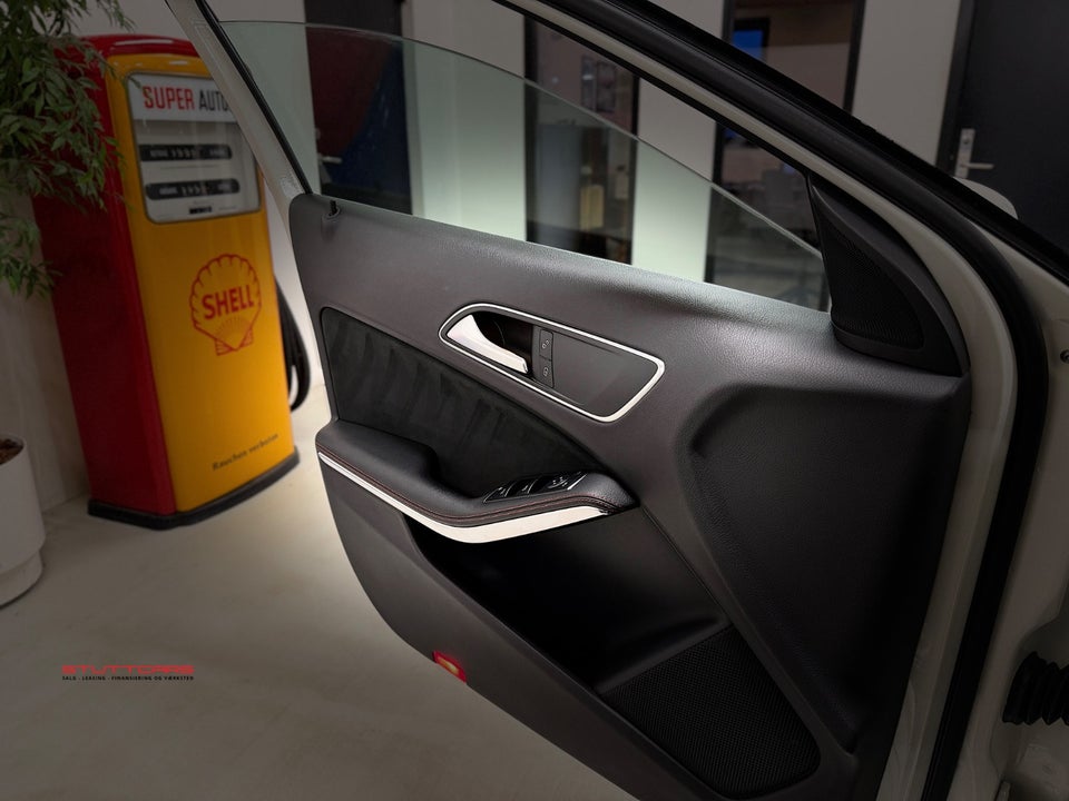 Mercedes A180 1,6 AMG Line 5d