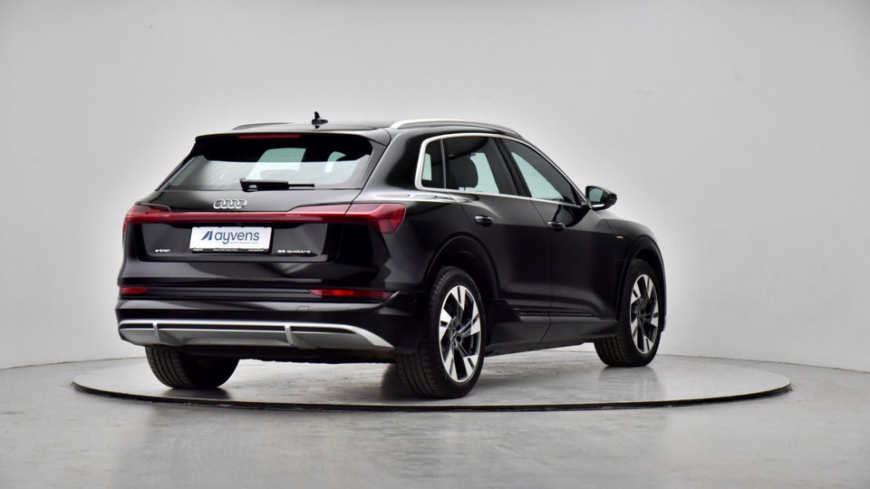 Audi e-tron 55 S-line quattro 5d
