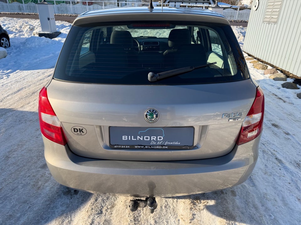 Skoda Fabia 1,4 16V Ambiente 5d