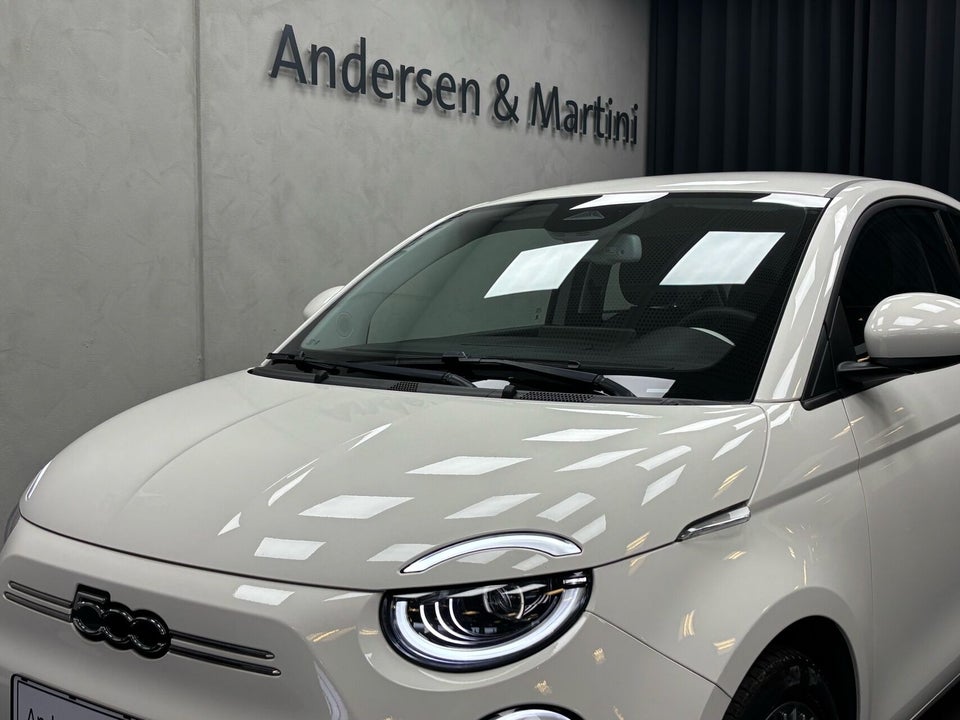 Fiat 500e 42 Icon 3d