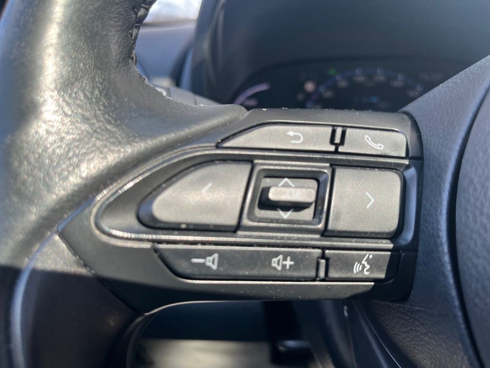 Toyota Yaris Cross 1,5 Hybrid Adventure e-CVT 5d