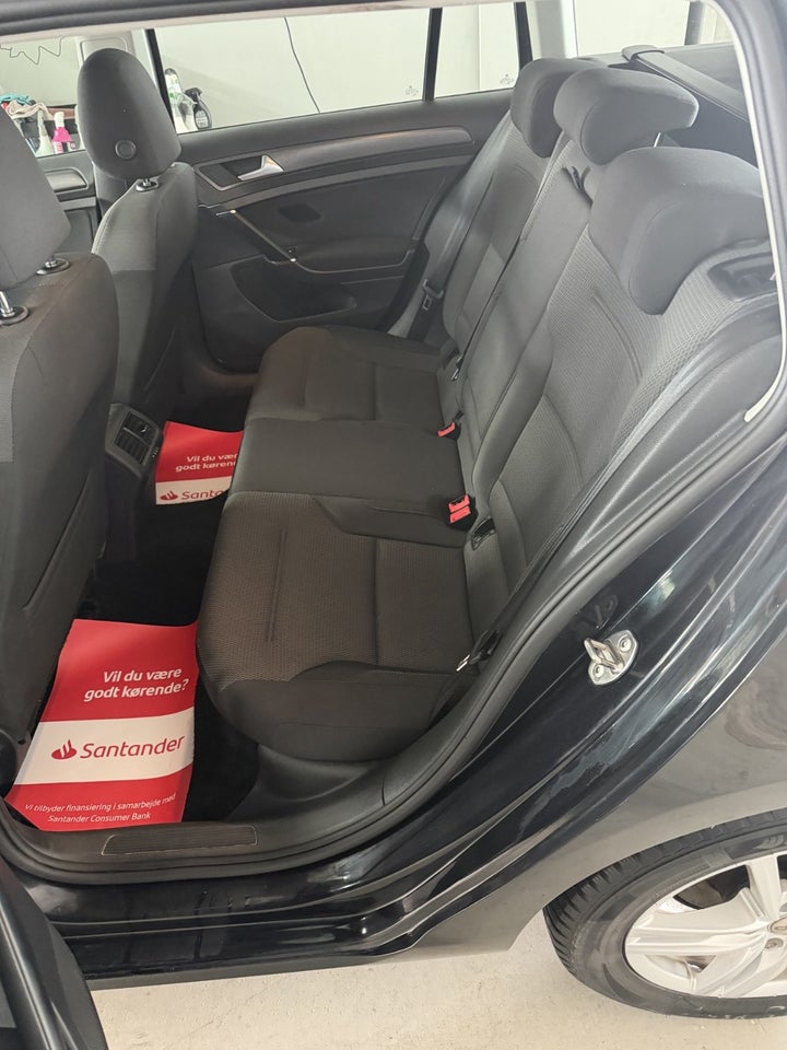 VW Golf VII 1,6 TDi 115 Comfortline Variant 5d