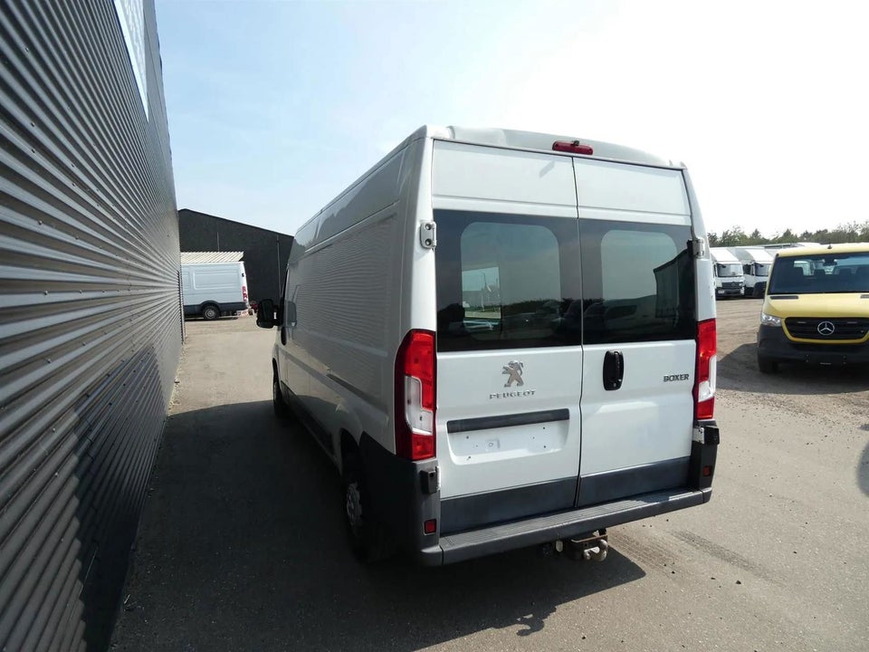 Peugeot Boxer 330 2,0 BlueHDi 130 L2H2 Premium