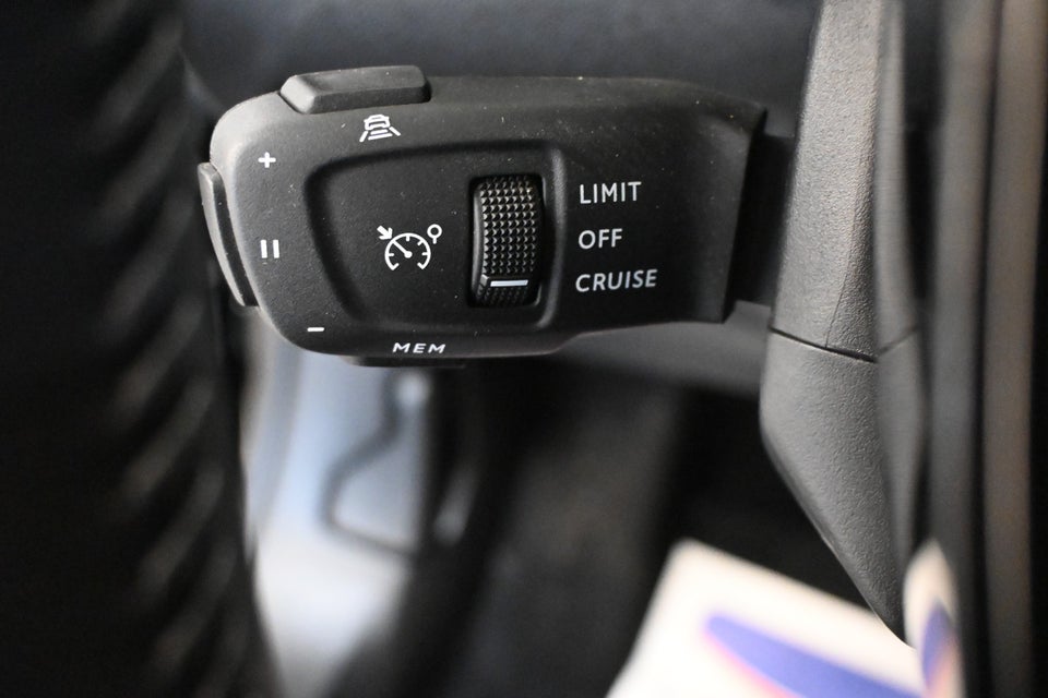 Peugeot 2008 1,2 PureTech 130 Vision Sport EAT8 5d